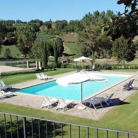 Il Pavone Kır Evi