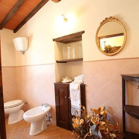Il Pavone Kır Evi *